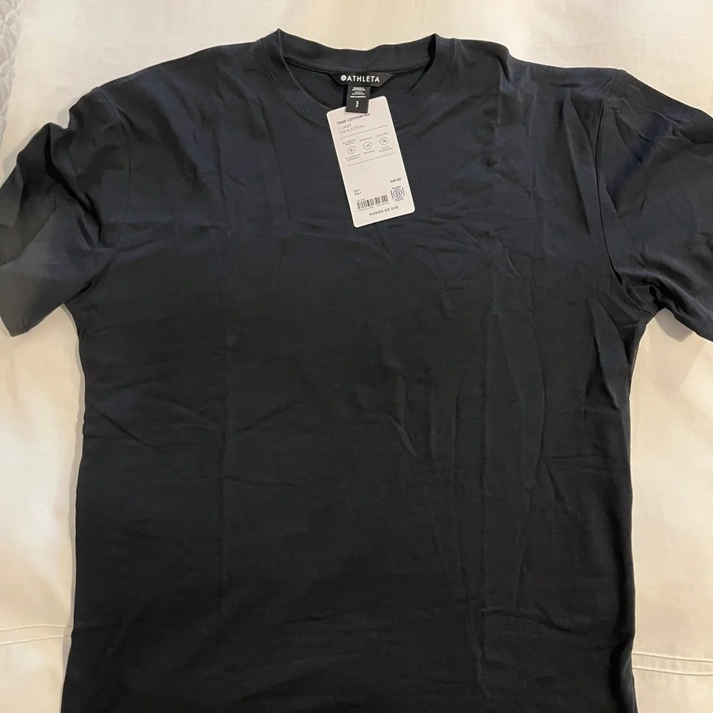 NWT Athleta Women’s True Cotton Black Tee - Picture 2 of 4